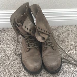 Steve Madden Troopa Lace up Boot